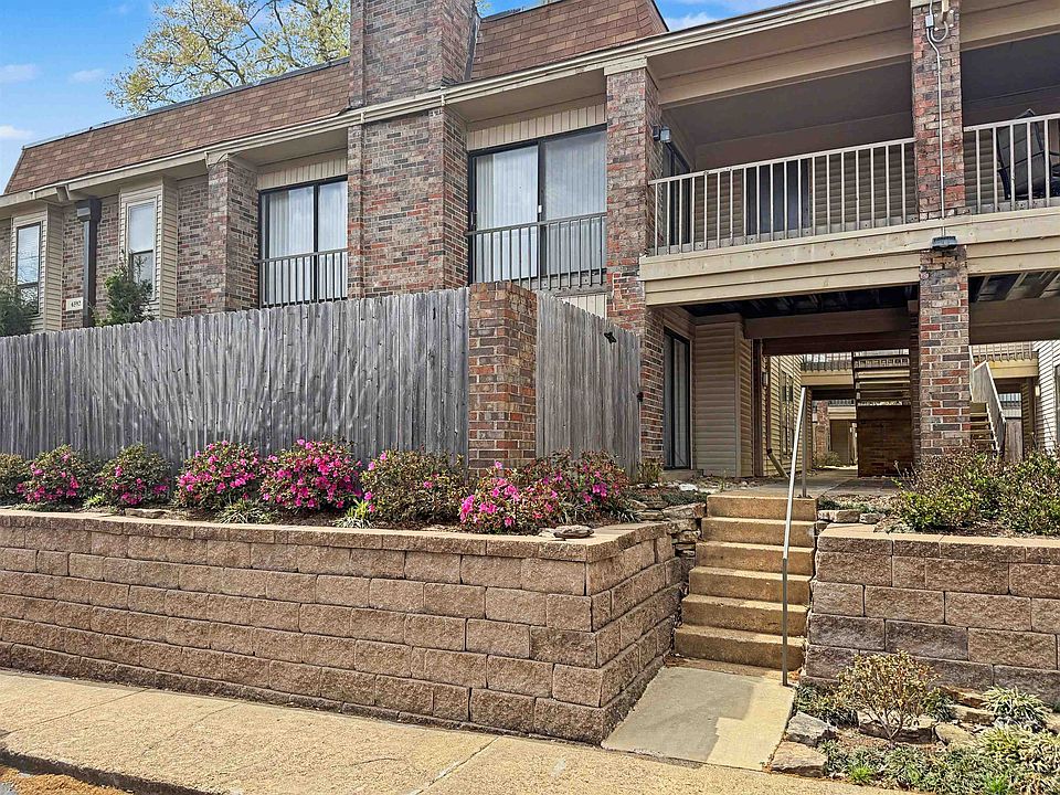 1st image of 6592 Poplar Woods Cir S APT 1