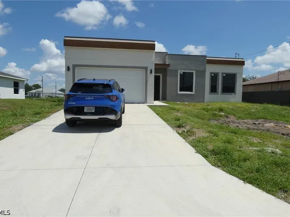 2802 30th St SW, Lehigh Acres, FL 33976