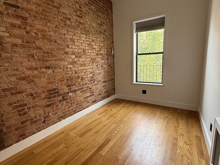 6080 Catalpa Ave #2-B — Photo 7