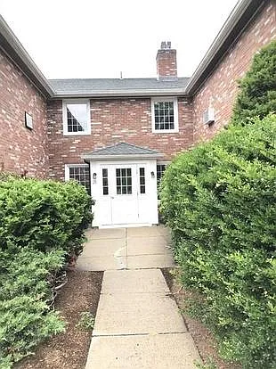 28 Fountain Ln #3 — Photo 10