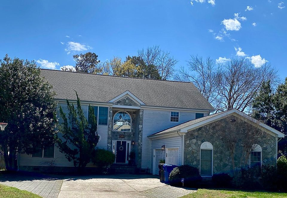 1st image of 413 Croatan Hills Dr