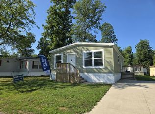 71 S Whispering Dr #247, Hamburg, NY 14075