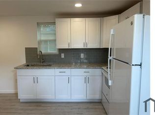 423 E Sears St, Denison, TX 75021