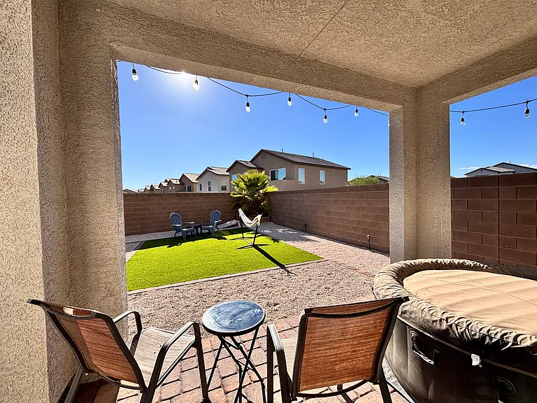 3009 Moulin Heights St — Photo 10