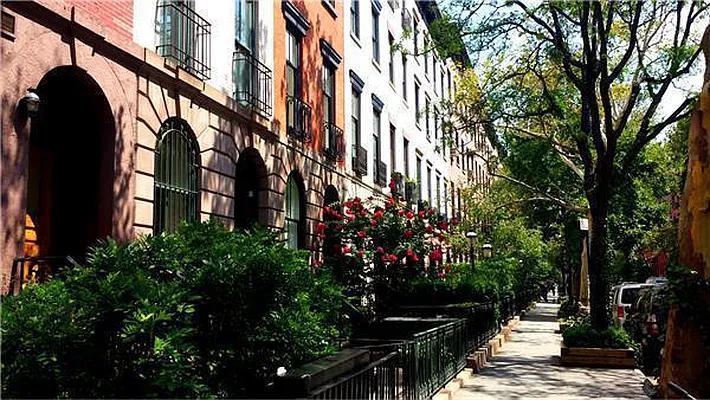 Rented by R New York | media 13