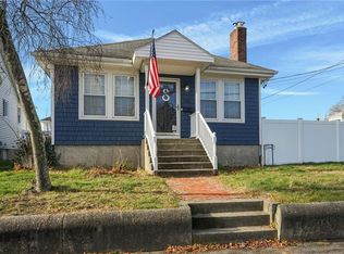 496 Daggett Ave, Pawtucket, RI 02861