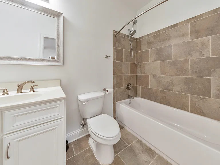 901 Abernathy Rd #1 — Photo 36