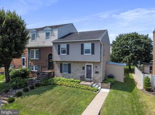 840 Woodlawn Dr, Chambersburg, PA