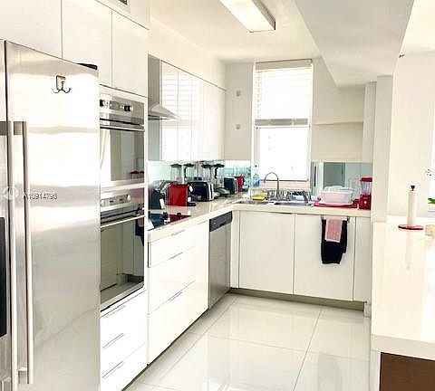 3rd image of 770 Claughton Island Dr APT 1502