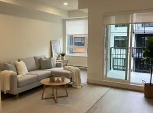 8230 208b St #1A, Langley, BC V2Y 0G3