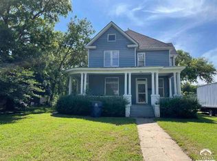 136 S 10th St, Salina, KS 67401