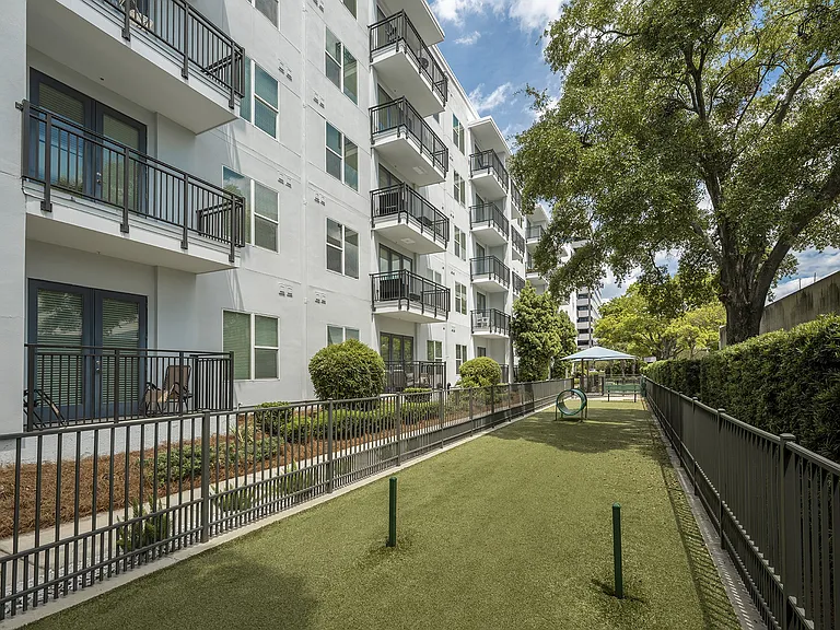 Society Westshore Apartments — Photo 26