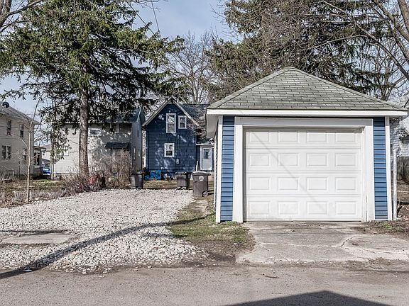 2nd image of 3719 Webster St