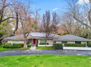 1615 S Country Club Ln, Fresno, CA 93727