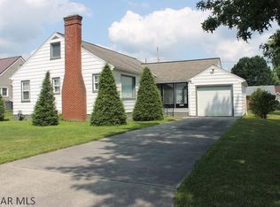 433 Hemlock St, Hollidaysburg, PA 16648