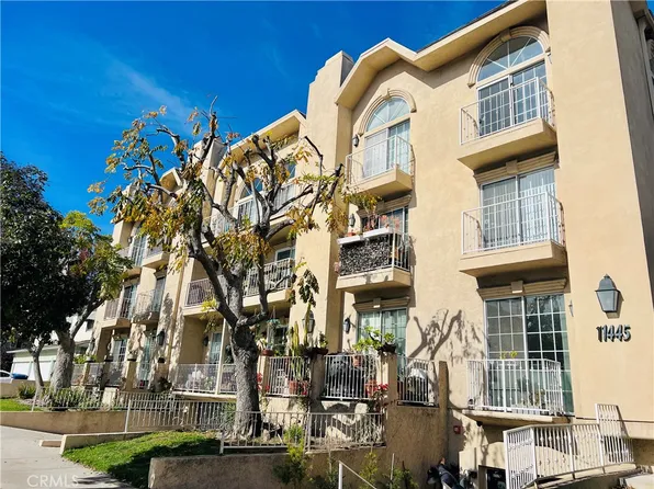 11445 Moorpark St Unit 18, North Hollywood, CA 91602