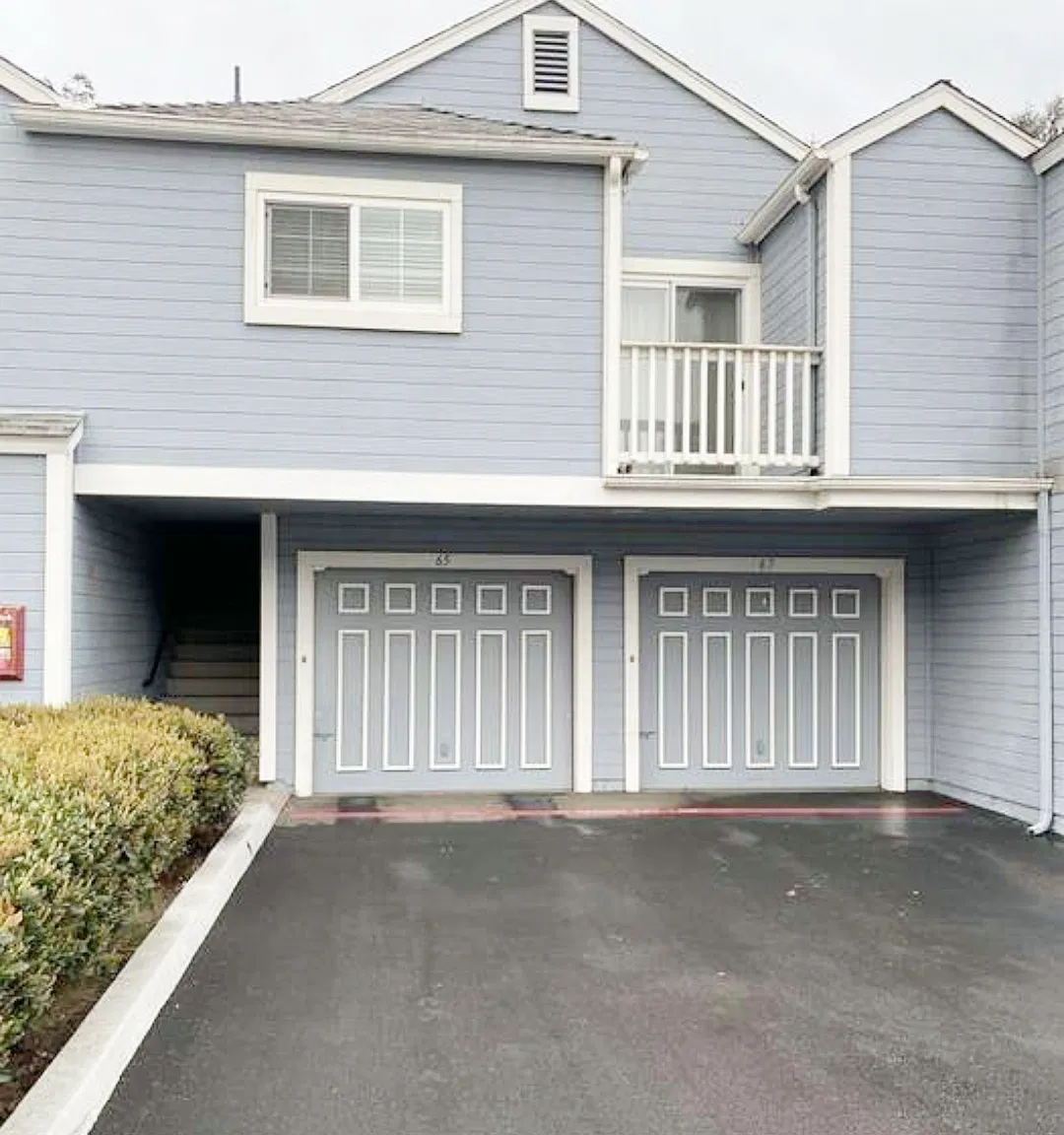 9989 Maya Linda Rd — Photo 2