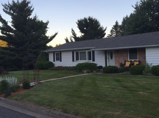 6057 Twilingate Ln, Kalamazoo, MI 49009