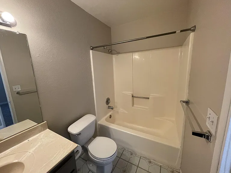 15085 Gravilla Rd — Photo 10