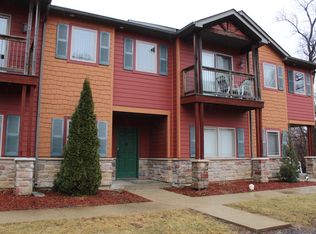 777 N 3029th Rd UNIT 10, Utica, IL 61373