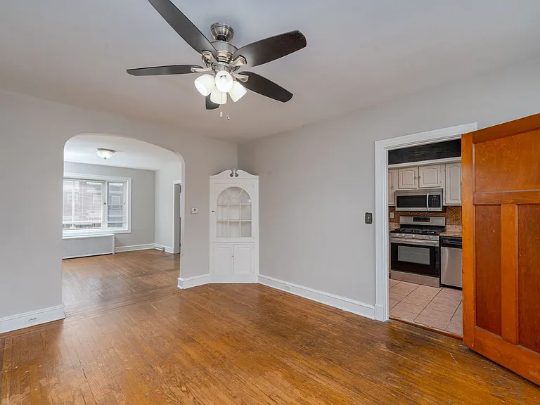 4244 Shamrock Ave — Photo 9