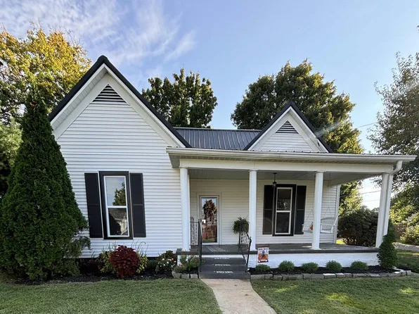 534 E Bellville St, Marion, KY 42064