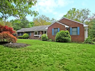 15 Vickies Pl, Millington, NJ 07946