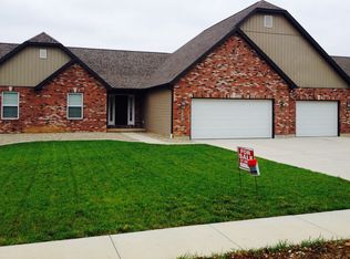 1684 W Highview Dr, Arnold, MO 63010