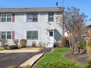 4 Richards Ln, Phoenixville, PA 19460