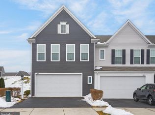 657 Buck Dr, Hummelstown, PA 17036