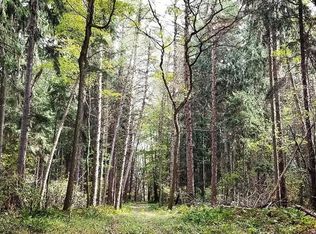 157 Harbison Rd, Valencia, PA 16059