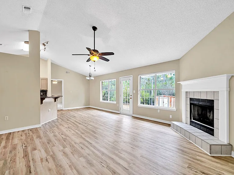 9750 Parker Lake Cir — Photo 4