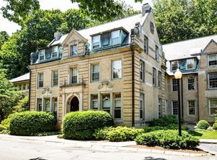 65 Glen Rd APT H4, Brookline, MA 02445