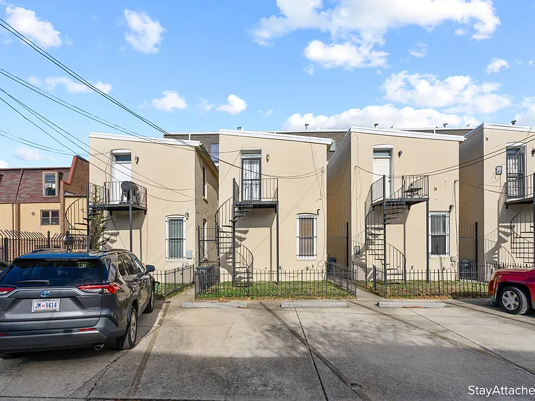 1322 S St NW #B — Photo 16