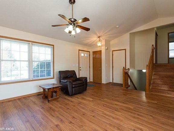 3rd image of 1846 Salt Lick Dr