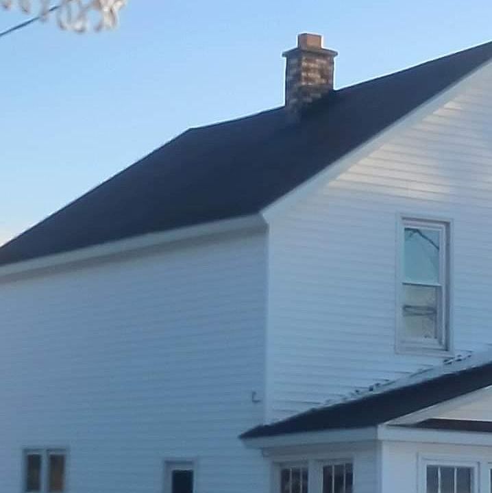 1st image of 409 Kennedy St