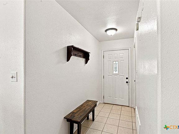 5th image of 119 Elaine St
