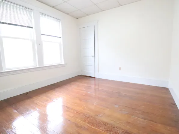 268 Boston Ave Unit B, Medford, MA 02155