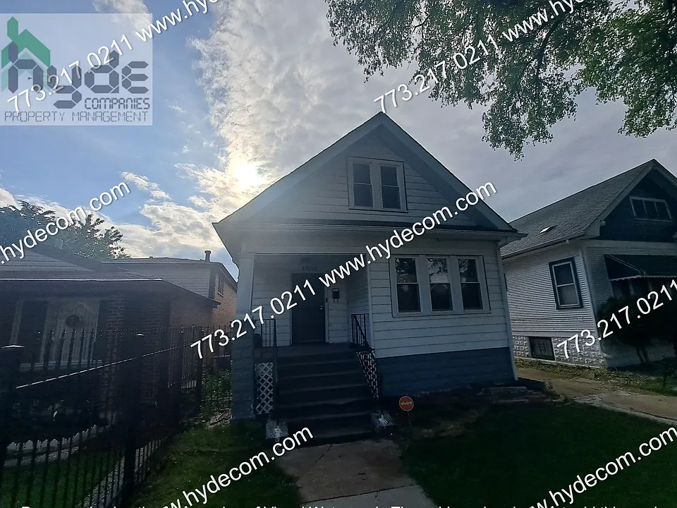 10017 S La Salle St