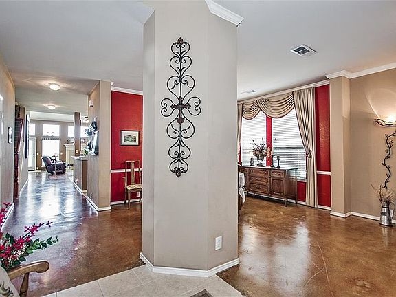3rd image of 6605 Alderbrook Dr