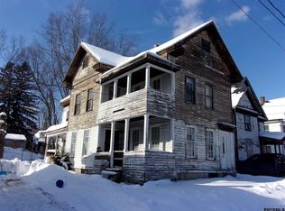 9 Washburn St, Gloversville, NY 12078