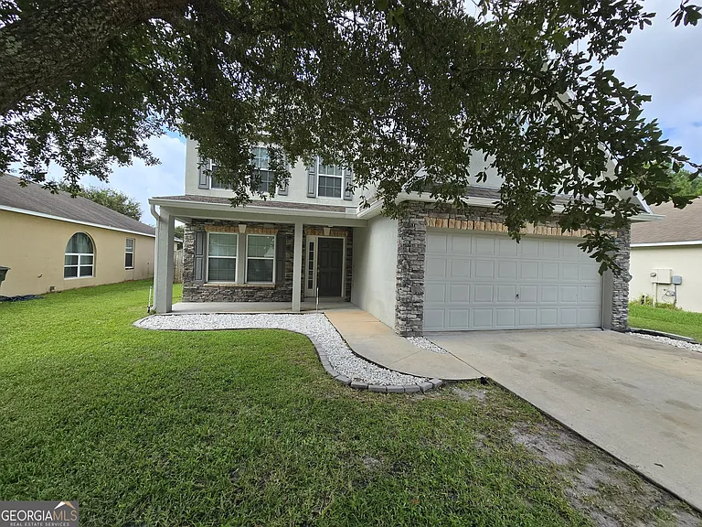 110 Pine Bluff Blvd W — Photo 8