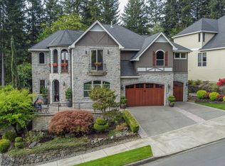 822 NW 35th Ave, Camas, WA 98607