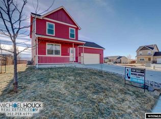 2231 Silvertip St, Bar Nunn, WY 82601