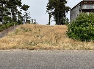 31200 J Pl, Ocean Park, WA 98640