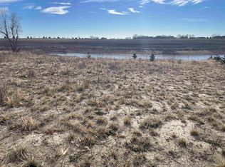 35 Haymeadow Rdg, Hastings, NE 68901