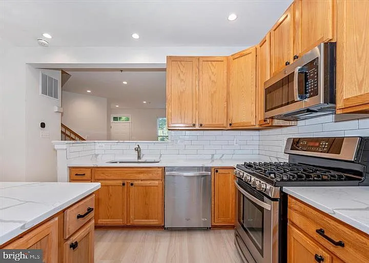 3534 Winthrop Ln — Photo 16
