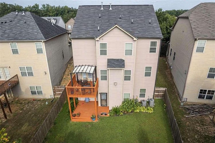 2nd image of 3855 Lake Sanctuary Way