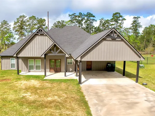 375 County Road 725, Buna, TX 77612