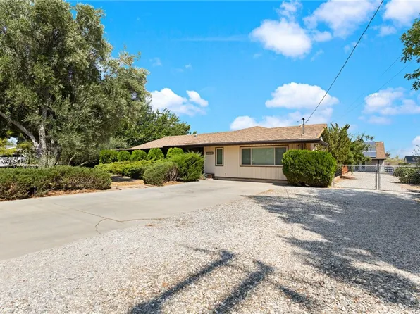 15158 Willow St, Hesperia, CA 92345